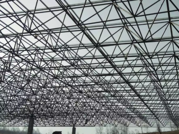 集安螺栓球网架